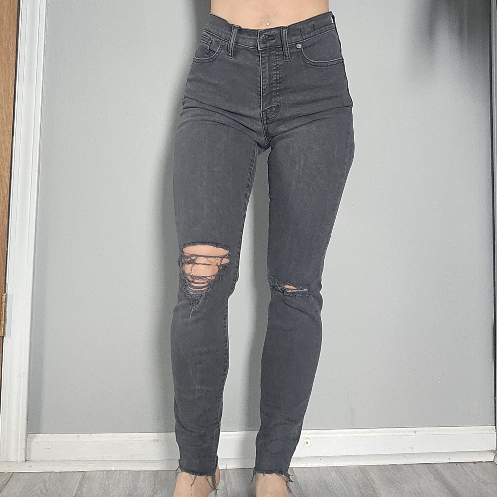 Madewell Distressed Black Skinny Jeans 28T